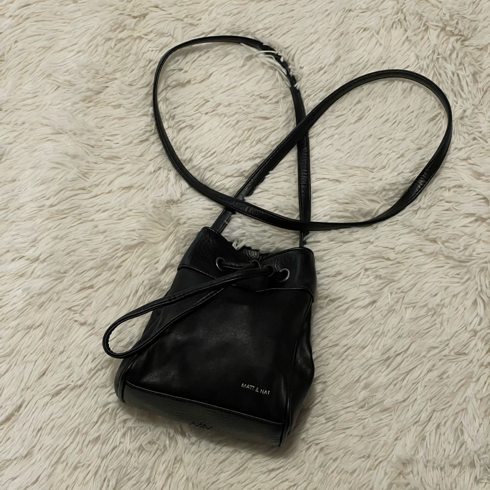 Matt & Nat Sora Mini Bucket Bag
